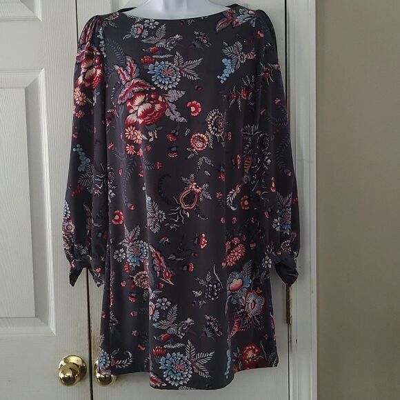 Loft gray floral tunic dress  Sz 2P NWOT - Picture 1 of 5